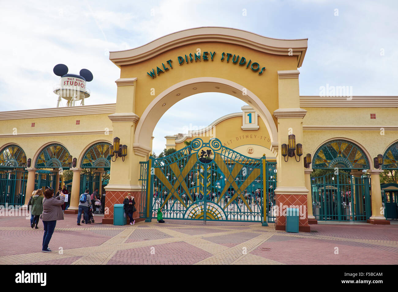 Eingang zum Walt Disney Studios Disneyland Paris Marne-la-Vallée Chessy Frankreich Stockfoto