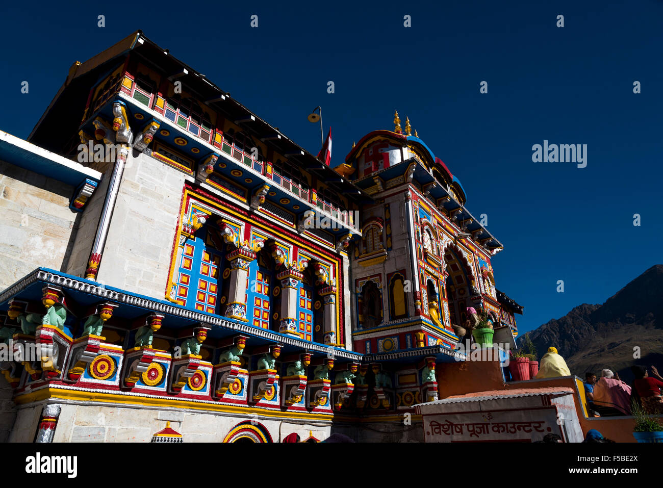 Badrinath, Garhwal Himalaya, Indien. Der Tempel von Badrinath, eines des Hinduismus heiligste Wallfahrtsort spots Stockfoto