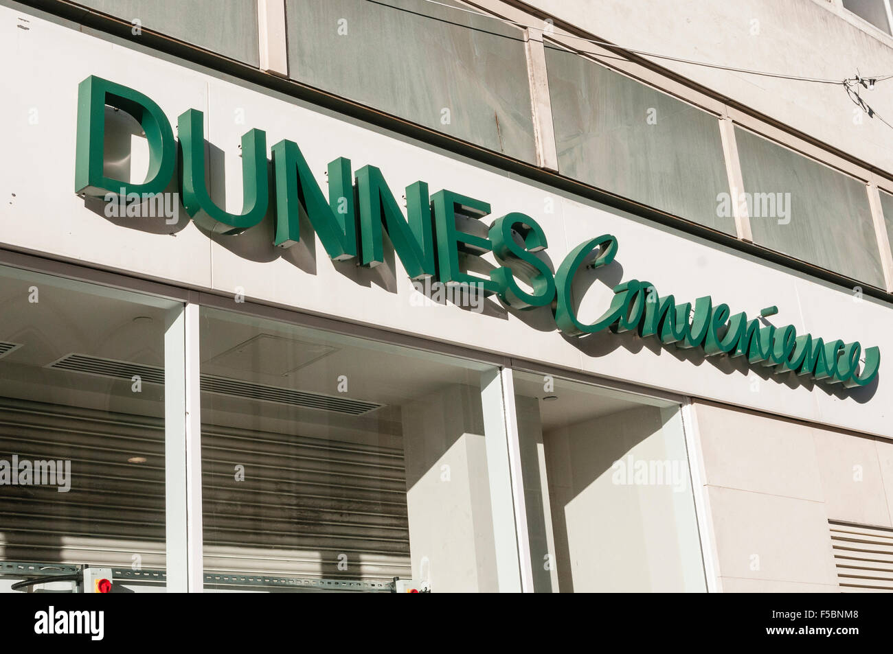 Dunnes Convenience-Store, Belfast Stockfoto