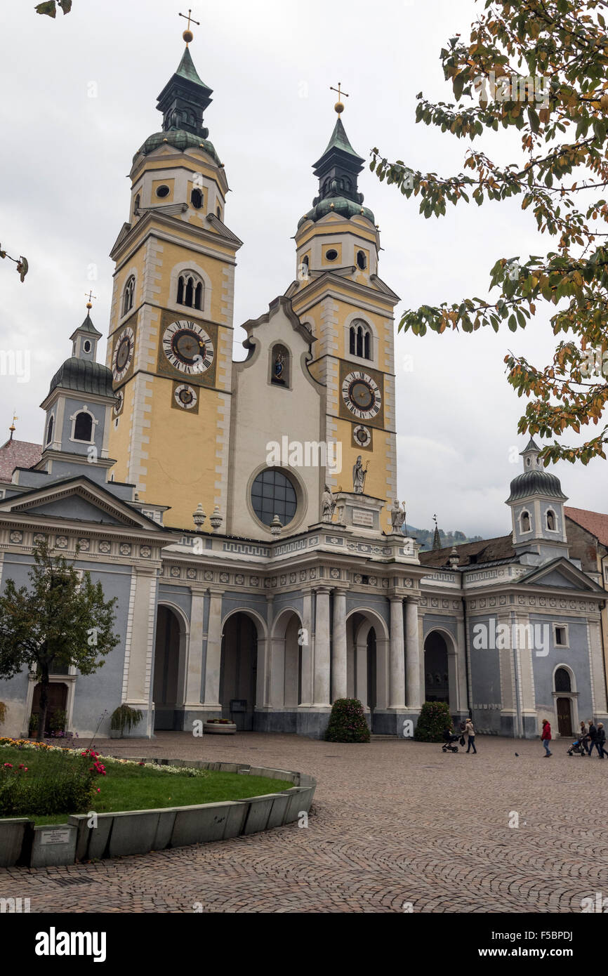 Unterschied Zwischen Kathedrale Und Dom Die Kathedrale oder Dom in Brixen oder Brixen in Südtirol, Italien
