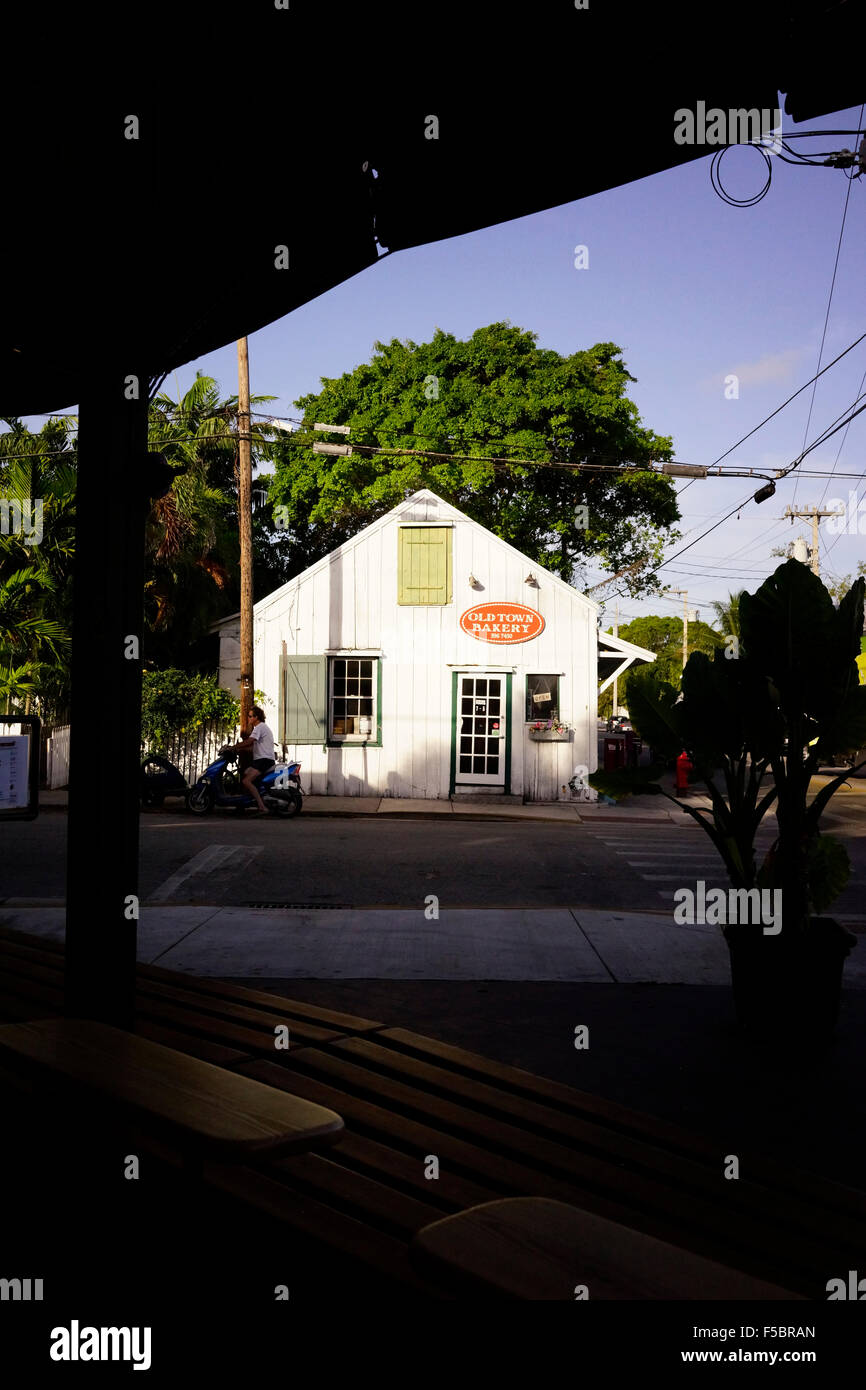 Old Town Bakery Key West, FL USA - an der Ecke von Eaton und Grinnell Straßen. Gute Kopierbereich, fernen geschossen des Gebäudes. Stockfoto