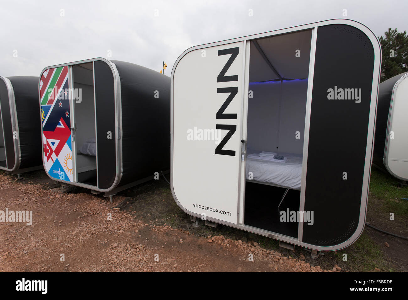 Das temporäre Snoozebox Hotel in Porth Teigr Cardiff Bay, die für den Rugby World Cup 2015 eingerichtet wurde. Stockfoto