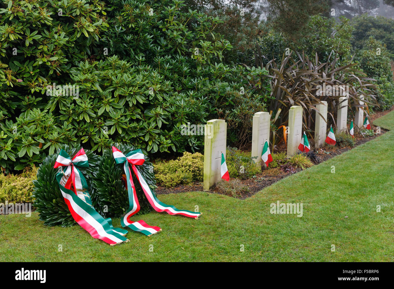 Der 2015 italienischen Gedenkgottesdienst für den Krieg tot in der italienischen Grundstück in Brookwood Militärfriedhof, UK Stockfoto