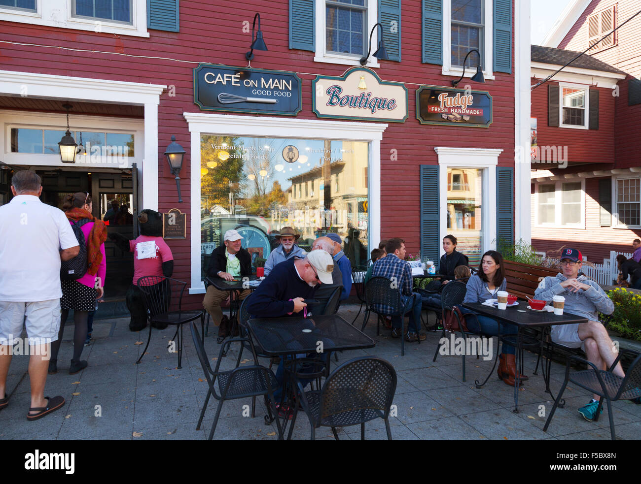 Das Cafe am Main, Main Street, Stowe, Vermont USA Stockfoto