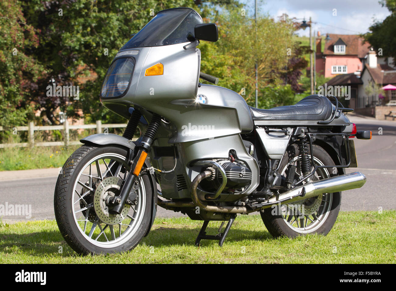 Motorrad R100 Bmw r100 rs -Fotos und -Bildmaterial in hoher Auflösung – Alamy