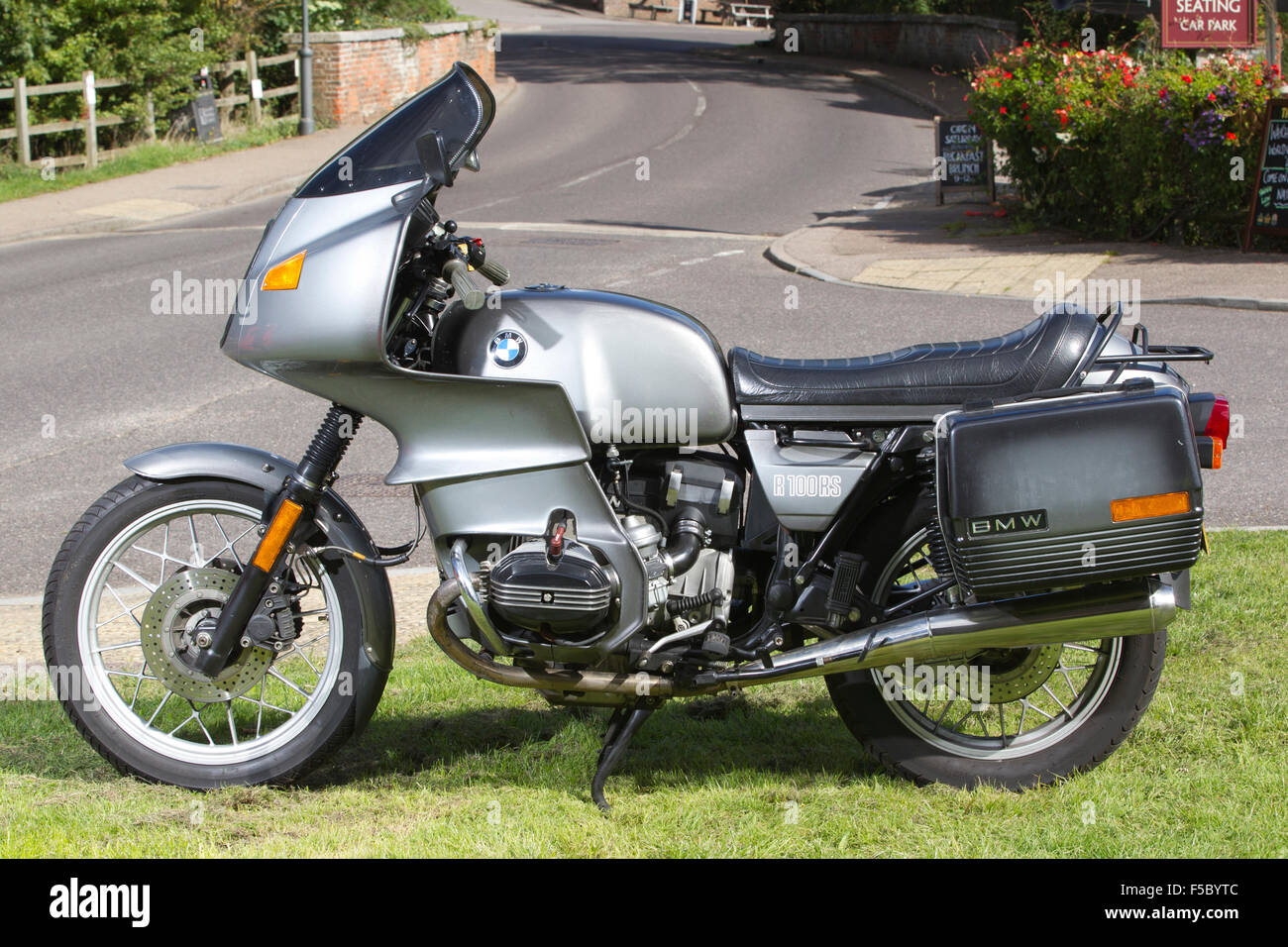 Motorrad R100 Bmw r100 rs -Fotos und -Bildmaterial in hoher Auflösung – Alamy