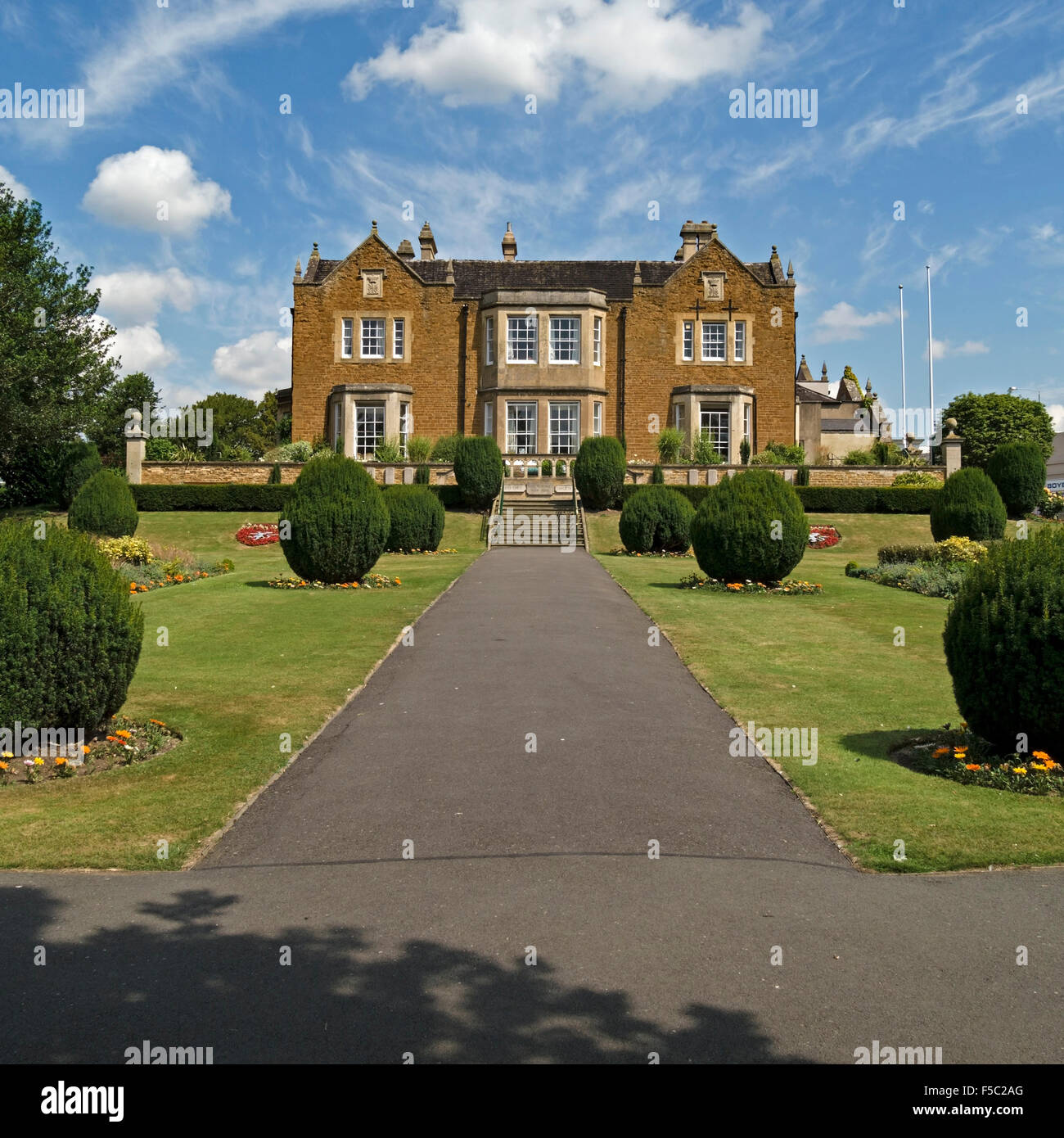 Egerton Lodge und Memorial Gardens, Melton Mowbray, Leicestershire, England, UK. Stockfoto