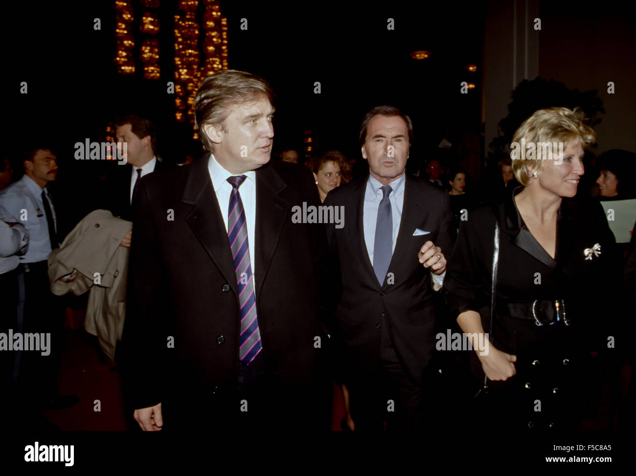 Washington, DC. 06.12.1988 kommt Donald Trump im Kennedy Center, die jährliche Kennedy Center Awards-Show an.  Bildnachweis: Mark Reinstein Stockfoto