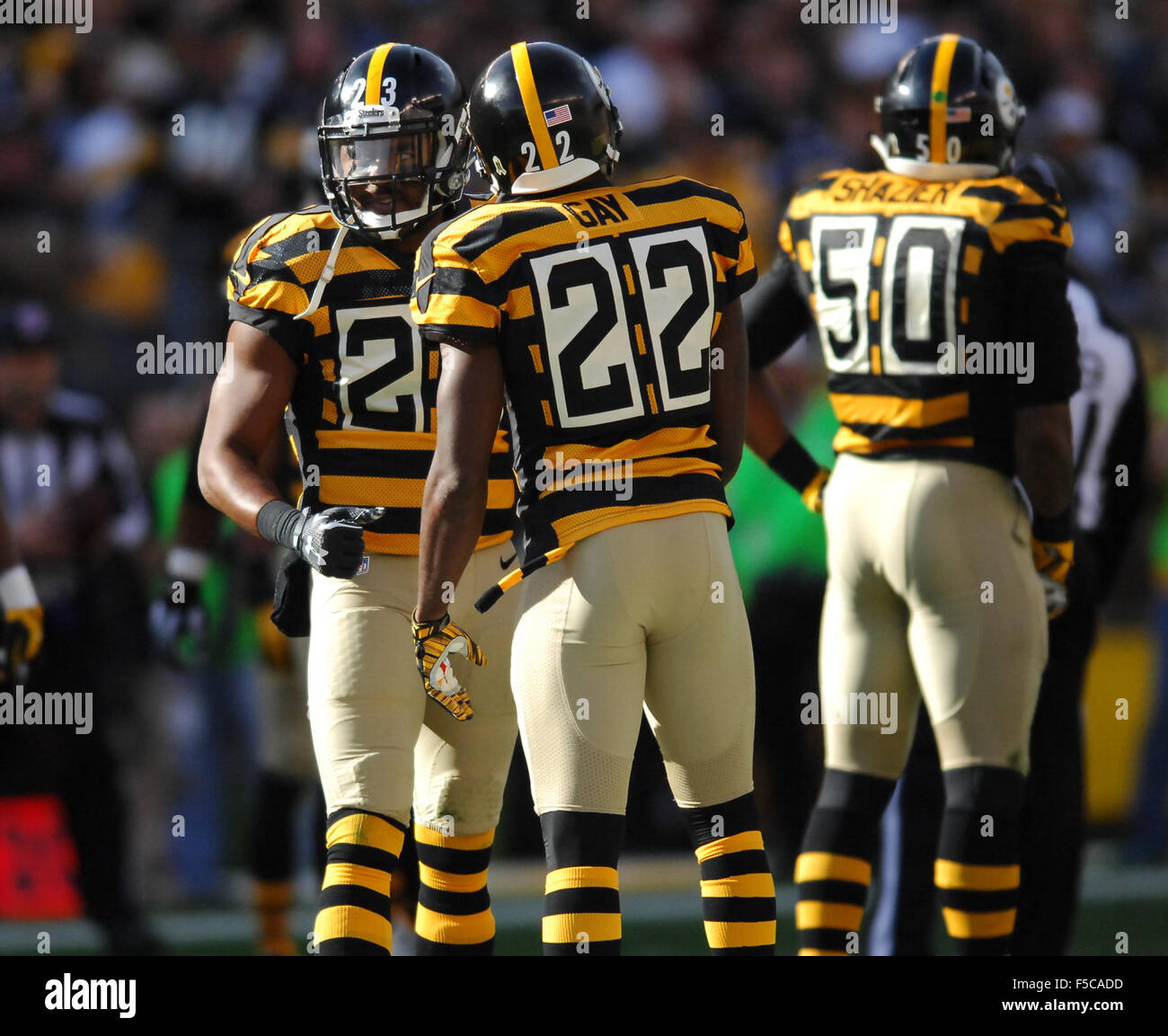 Pittsburgh, PA, USA. 1. November 2015. Mike Mitchell #23, William Gay #22 bei den Cincinnati Bengals Vs Pittsburgh Steelers Spiel bei Heinz Field in Pittsburgh, PA. Jason Pohuski/CSM/Alamy Live-Nachrichten Stockfoto