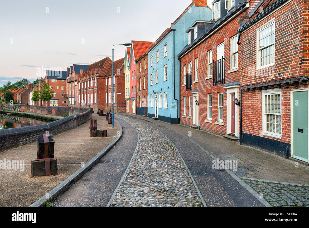 Hübsche Bürgerhäuser in der Mitte von Norwich City in Norfolk Stockfoto