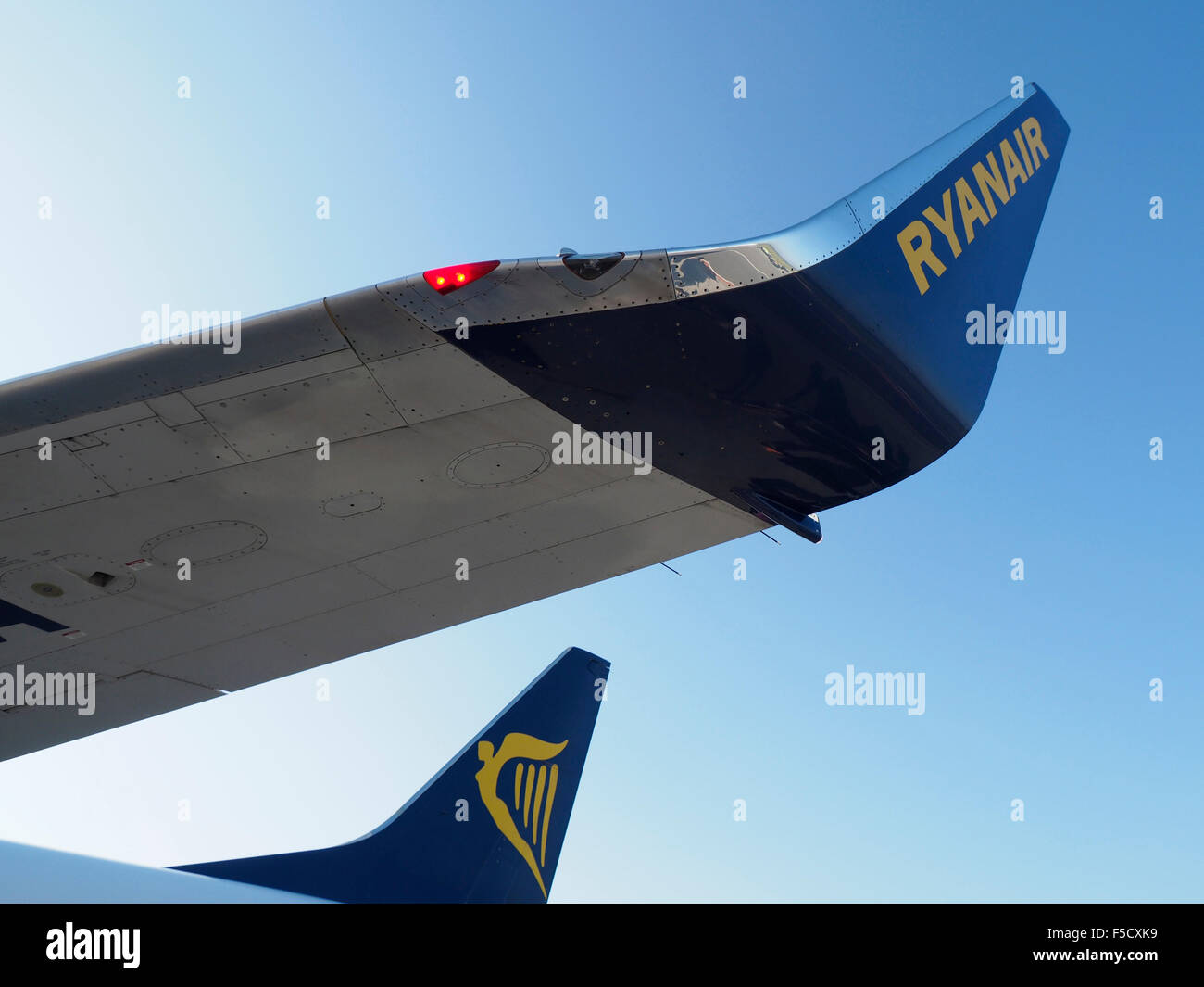 Ryanair-Boeing 737-800 Flügelspitze branding Stockfoto
