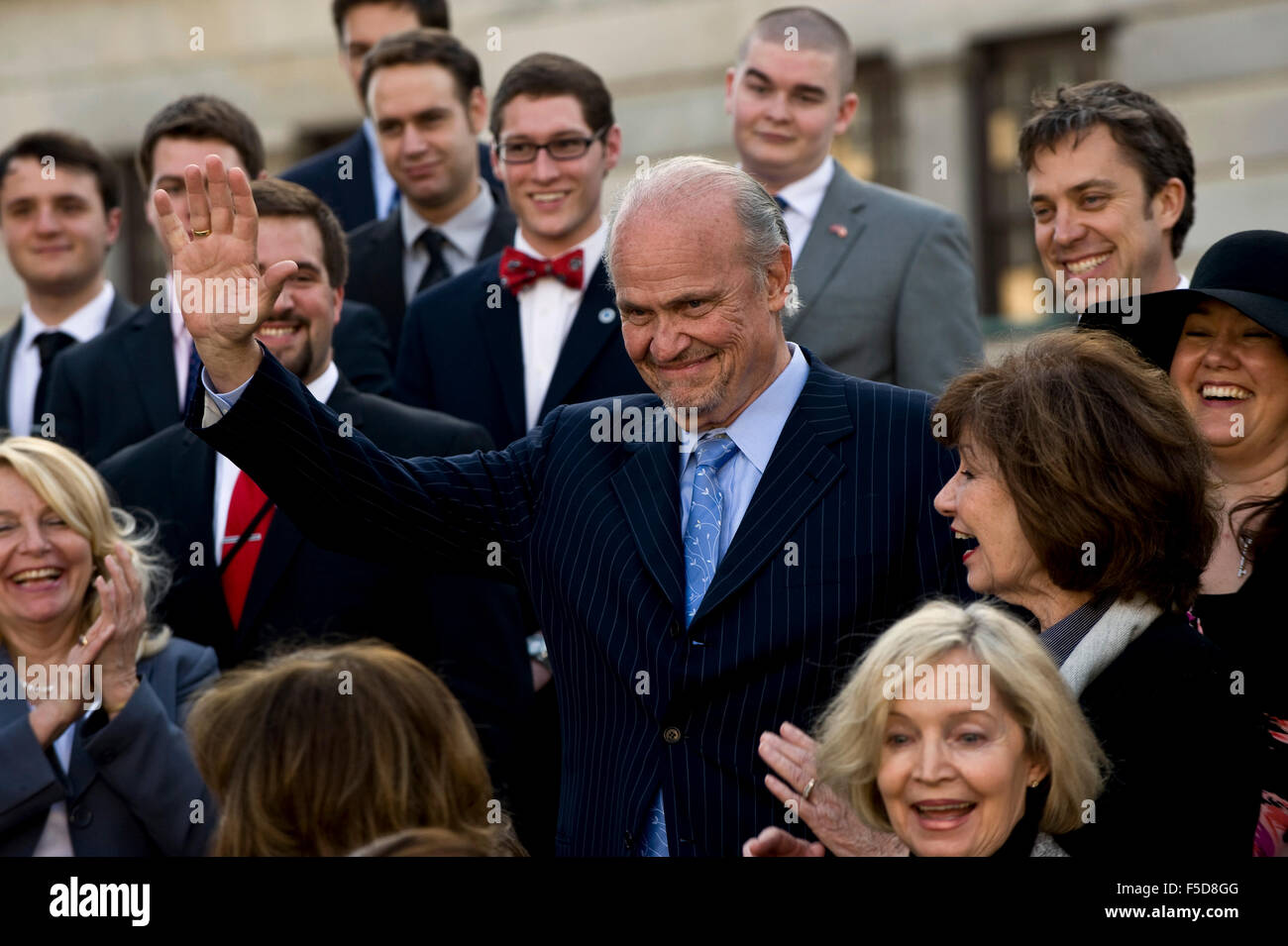 Datei-PIC: Nashville, Tennessee, USA. 27. Februar 2012. FRED THOMPSON (19 August 1942-1. November 2015), ein ehemaliger US-Senator aus Tennessee, GOP Präsidentschaftskandidaten, Watergate Anwalt und Schauspieler auf dem TV-Drama "Recht und Ordnung," starb am Sonntag in Nashville. Er war 73. Im Bild: 27. Februar 2012 - Nashville. Bildnachweis: ZUMA Press, Inc./Alamy Live-Nachrichten Stockfoto