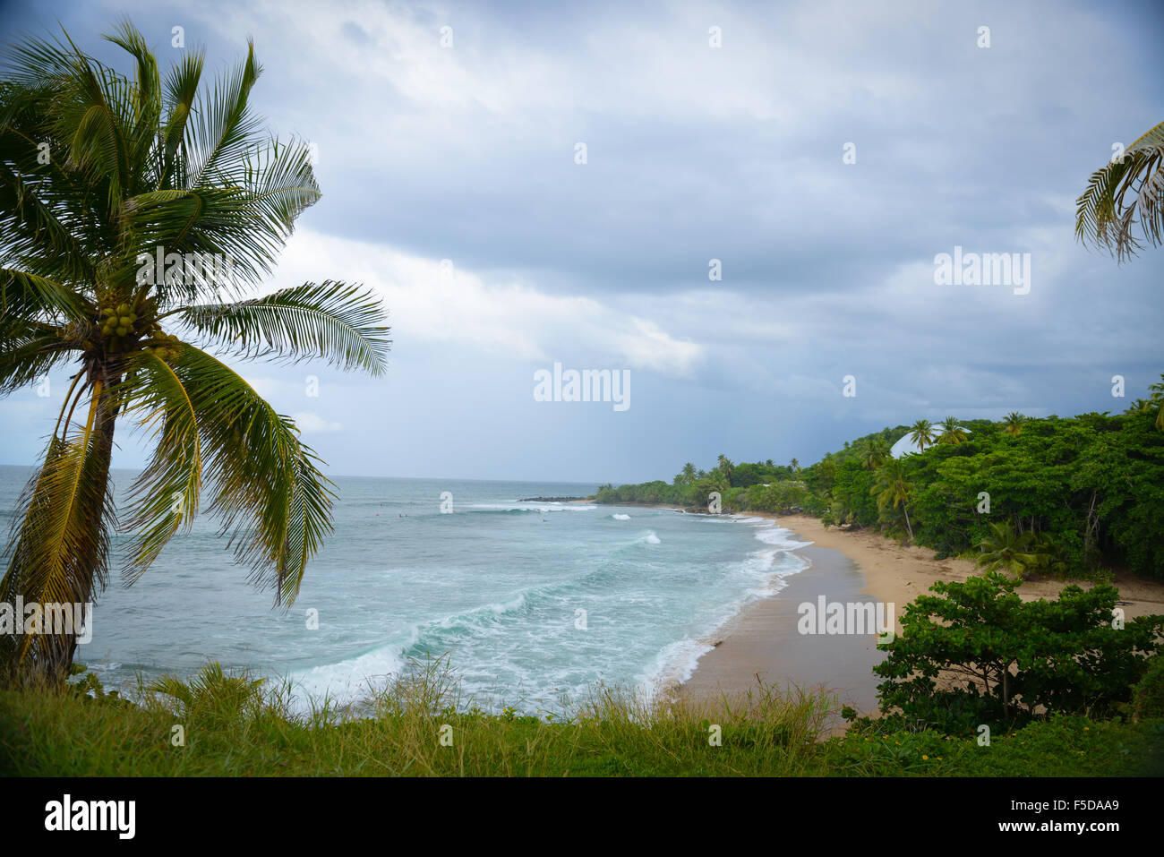 Kuppeln-Strand ist ein Ort in Rincón, Puerto Rico sehr beliebt zum Surfen. Territorium der USA. Karibik-Insel. Stockfoto