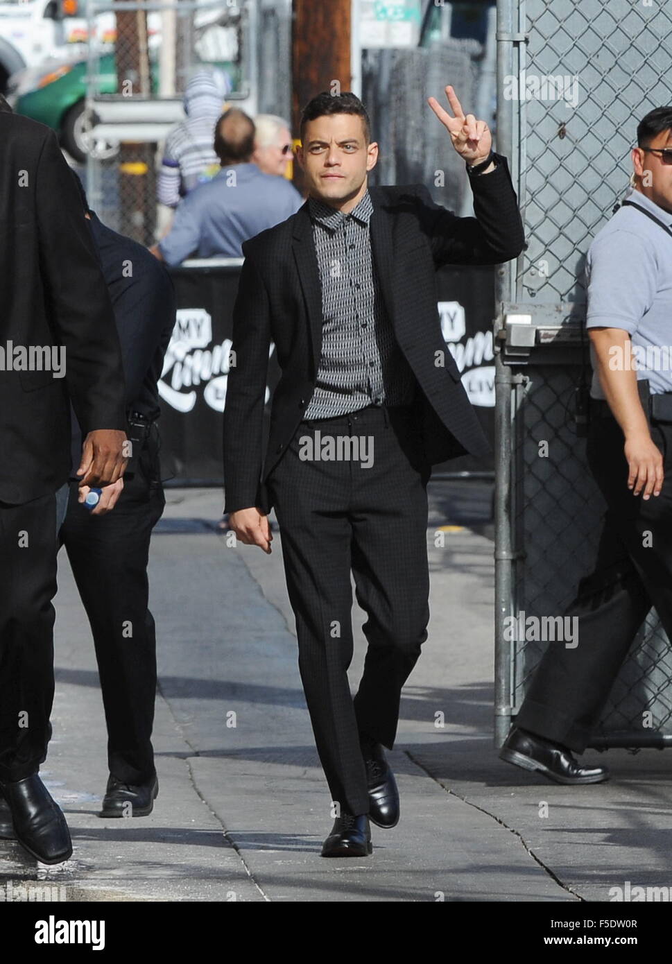 Mr. Robot Sterne Rami Malek für Jimmy Kimmel Show in einem schwarzen