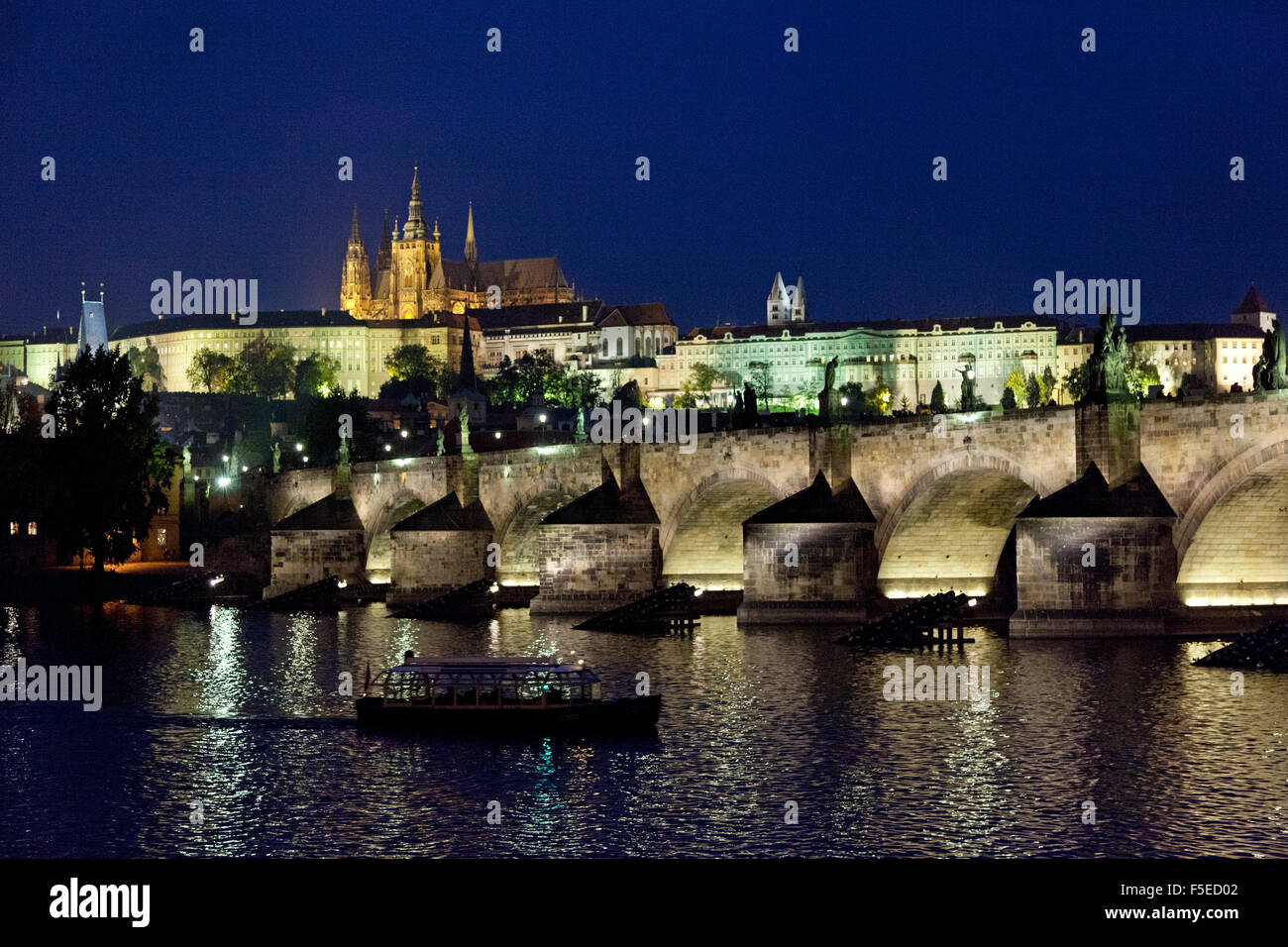 Prager Burg, Karlsbrücke, Moldau, Prag, Tschechische Republik Stockfoto
