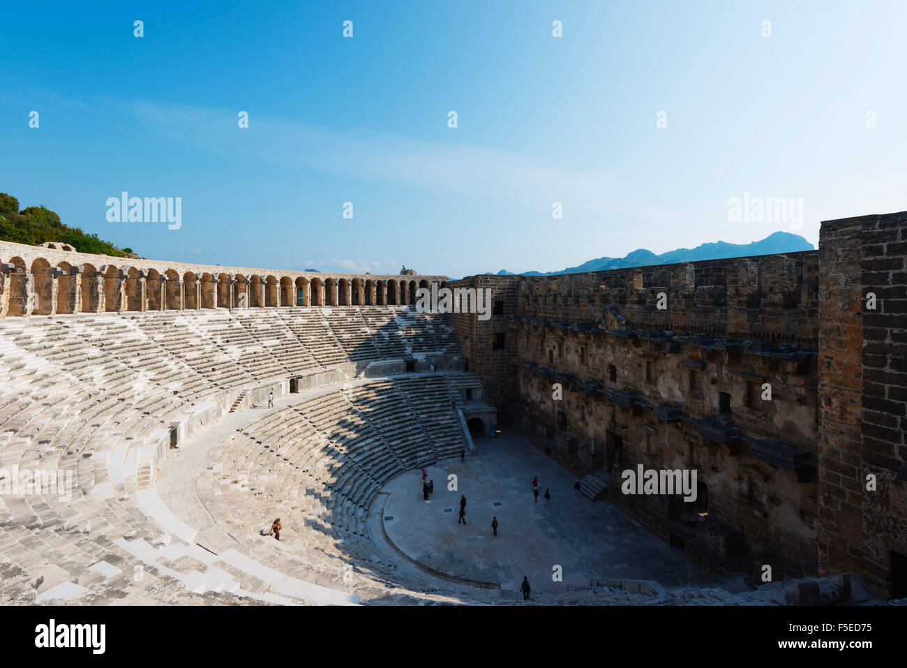 Im zweiten Jahrhundert römische Theater, erbaut von Kaiser Marcus Aurelius, Aspendos, Pamphylien, Anatolien, Türkei, Asien, Eurasien Stockfoto