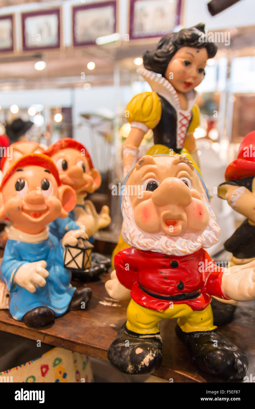 Die sieben zwerge Fotos und Bildmaterial in hoher Auflösung Alamy