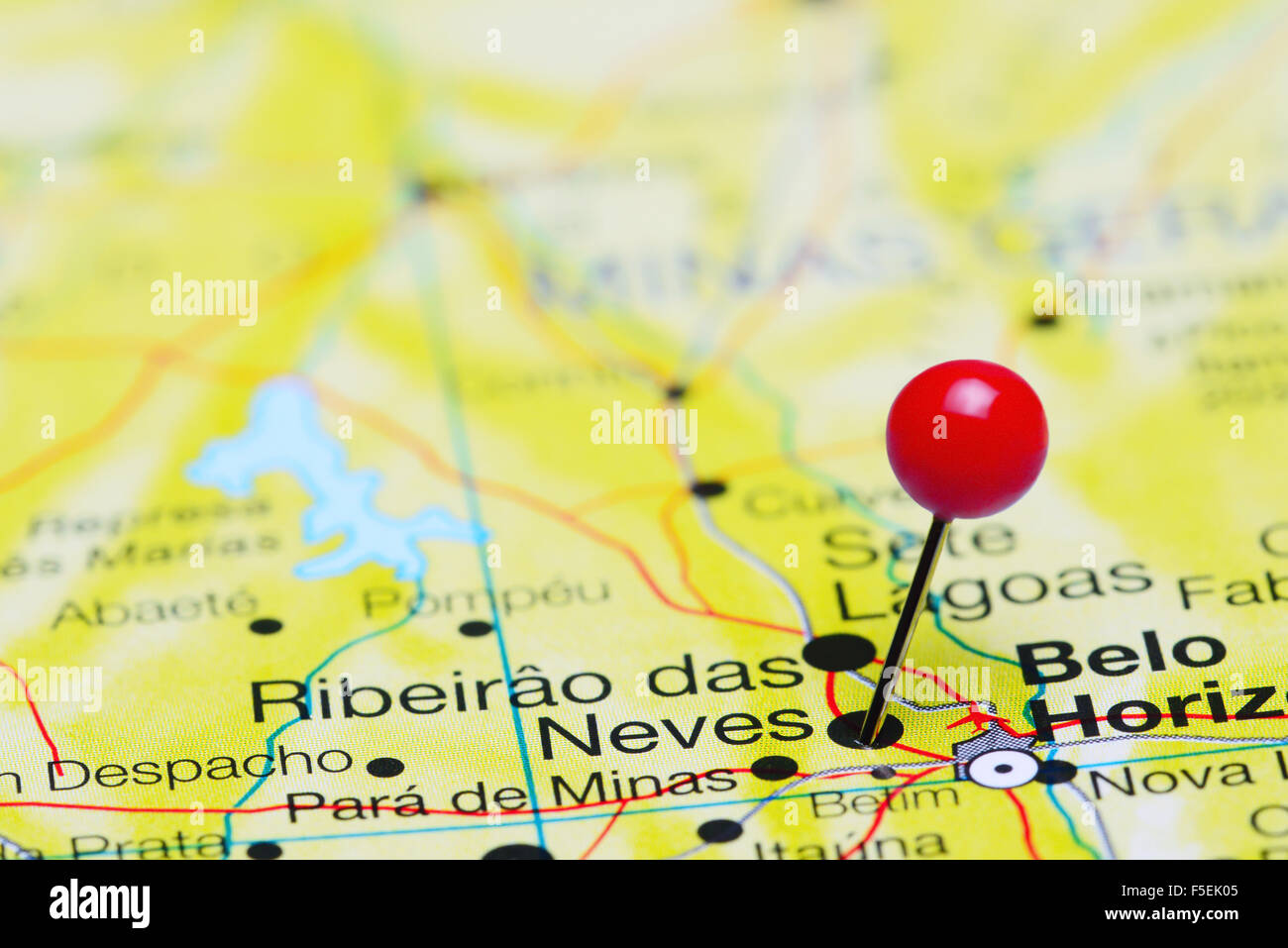 Ribeirao Das Neves fixiert auf einer Karte von Brasilien Stockfoto