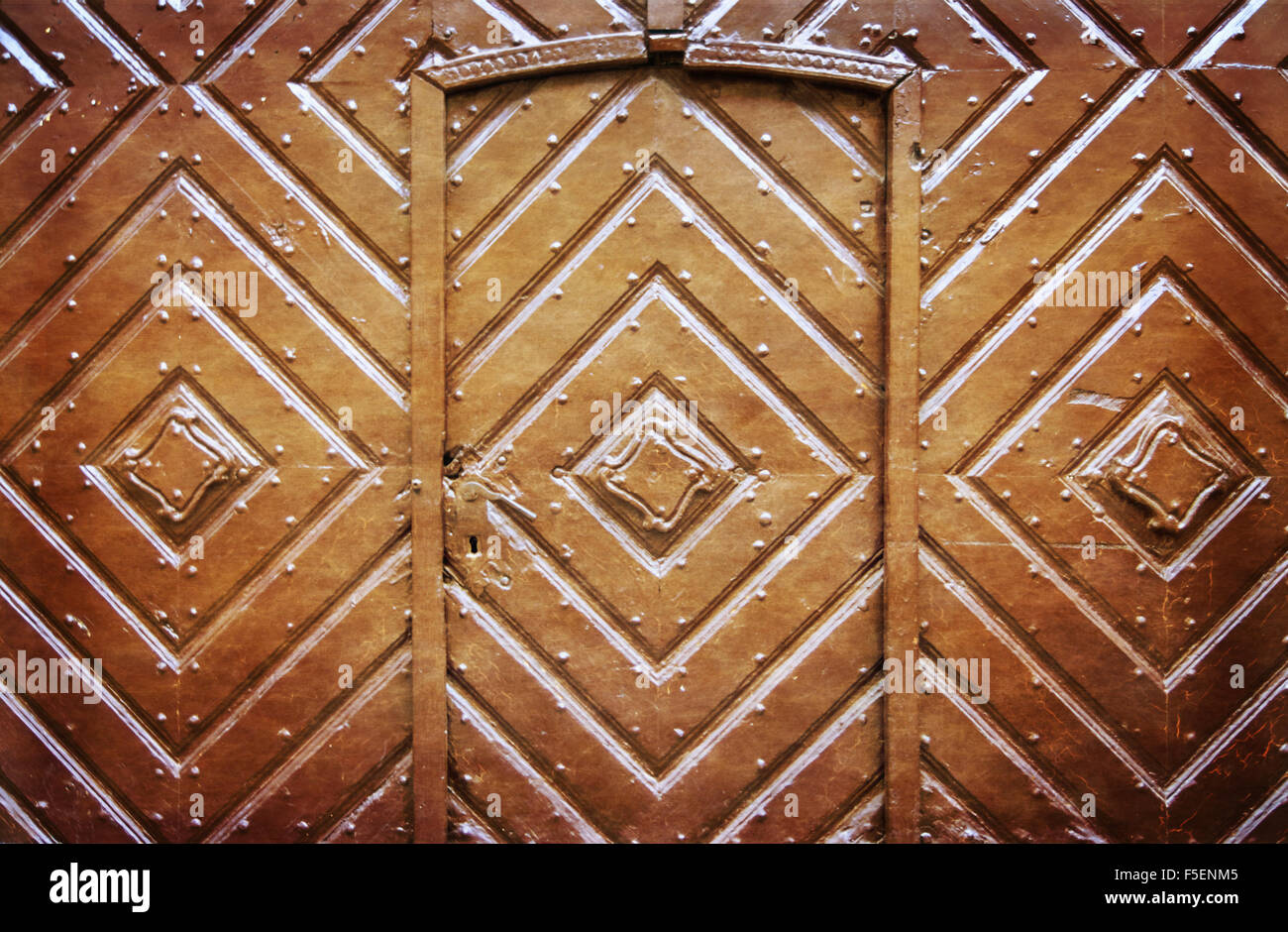 Retro-gefilterte Bild der alte Holztor. Foto im Stil der alten Farbe Bild. Stockfoto
