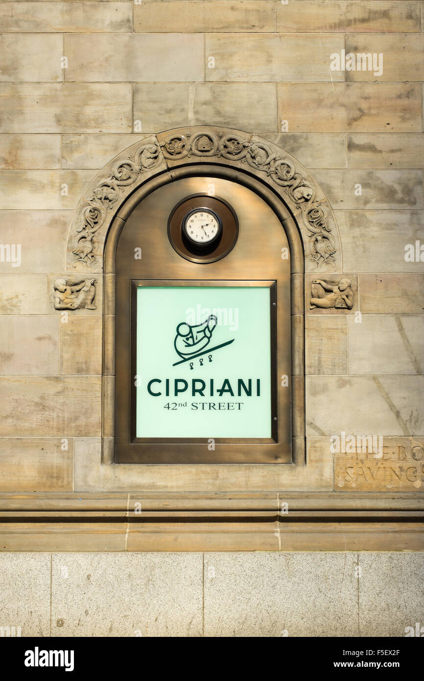 Sign outside the Cipriani restaurant and ballroom in 42nd Street, New York Stockfoto