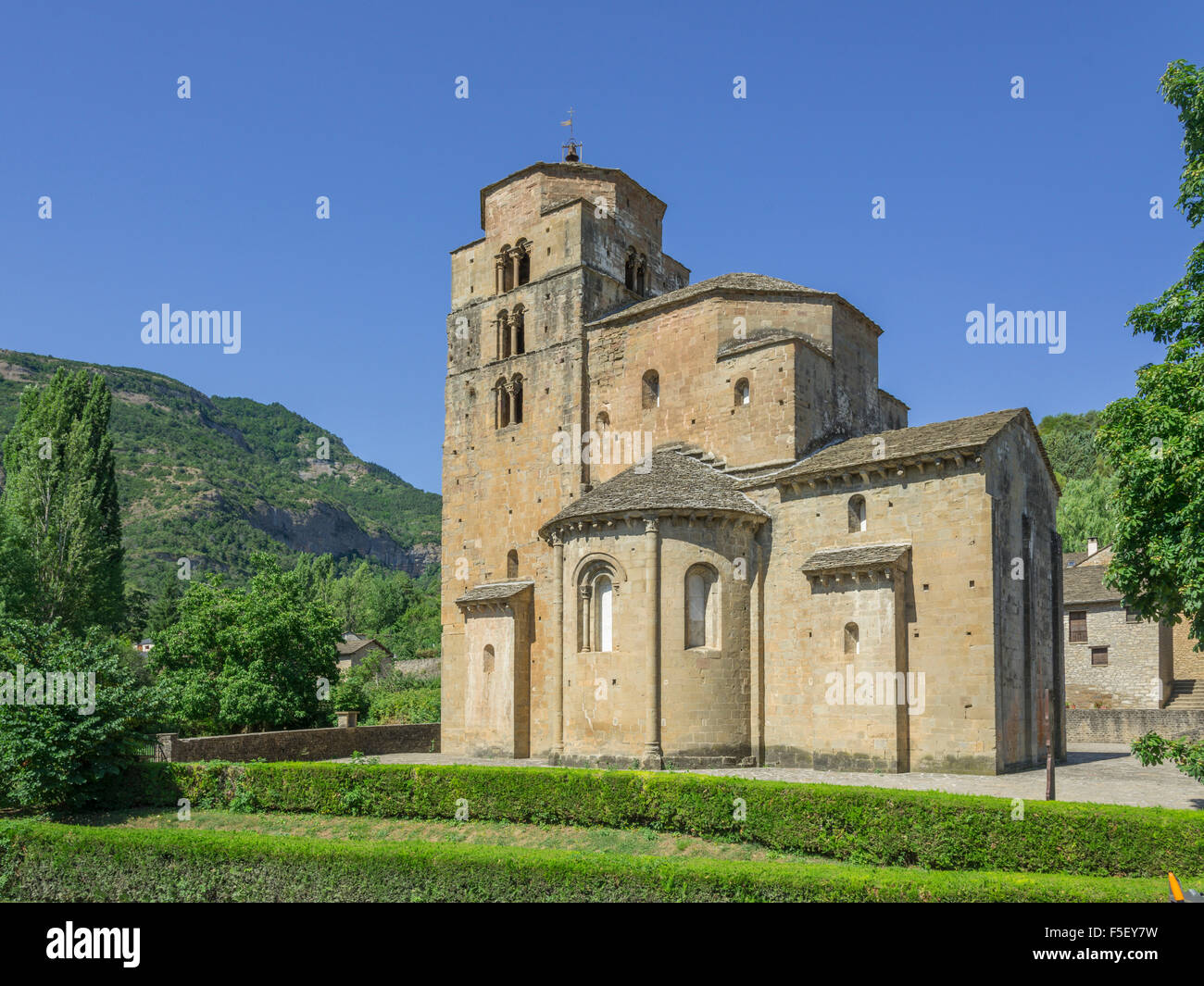 Pfarrkirche Santa María, 11. Jahrhundert, Santa Cruz De La Seros, Aragon, Spanien Stockfoto