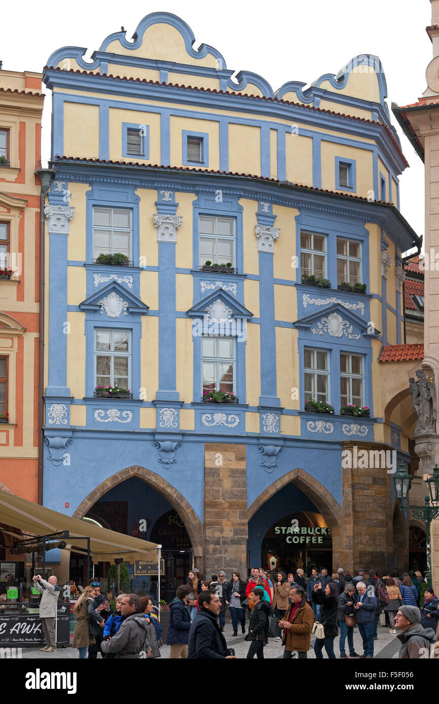 House, Old Town Square, (Jizchak Náměstí), Prag, Tschechische Republik Stockfoto