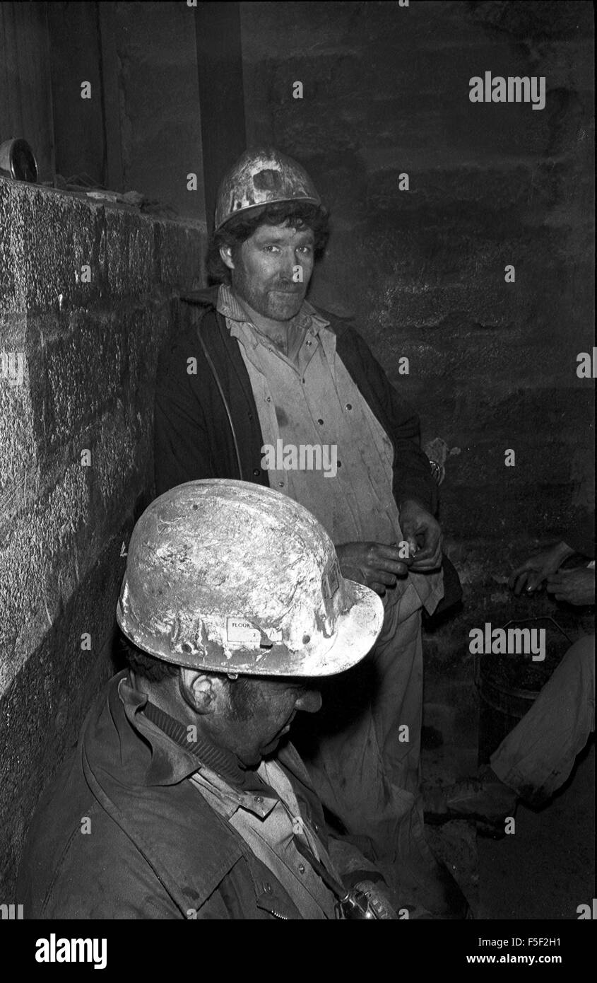 Bergleute im Süden Celynen Colliery in South Wales Tälern. Die Grube geschlossen im Jahr 1986 mit dem Verlust von mehr als 600 Arbeitsplätzen. Stockfoto