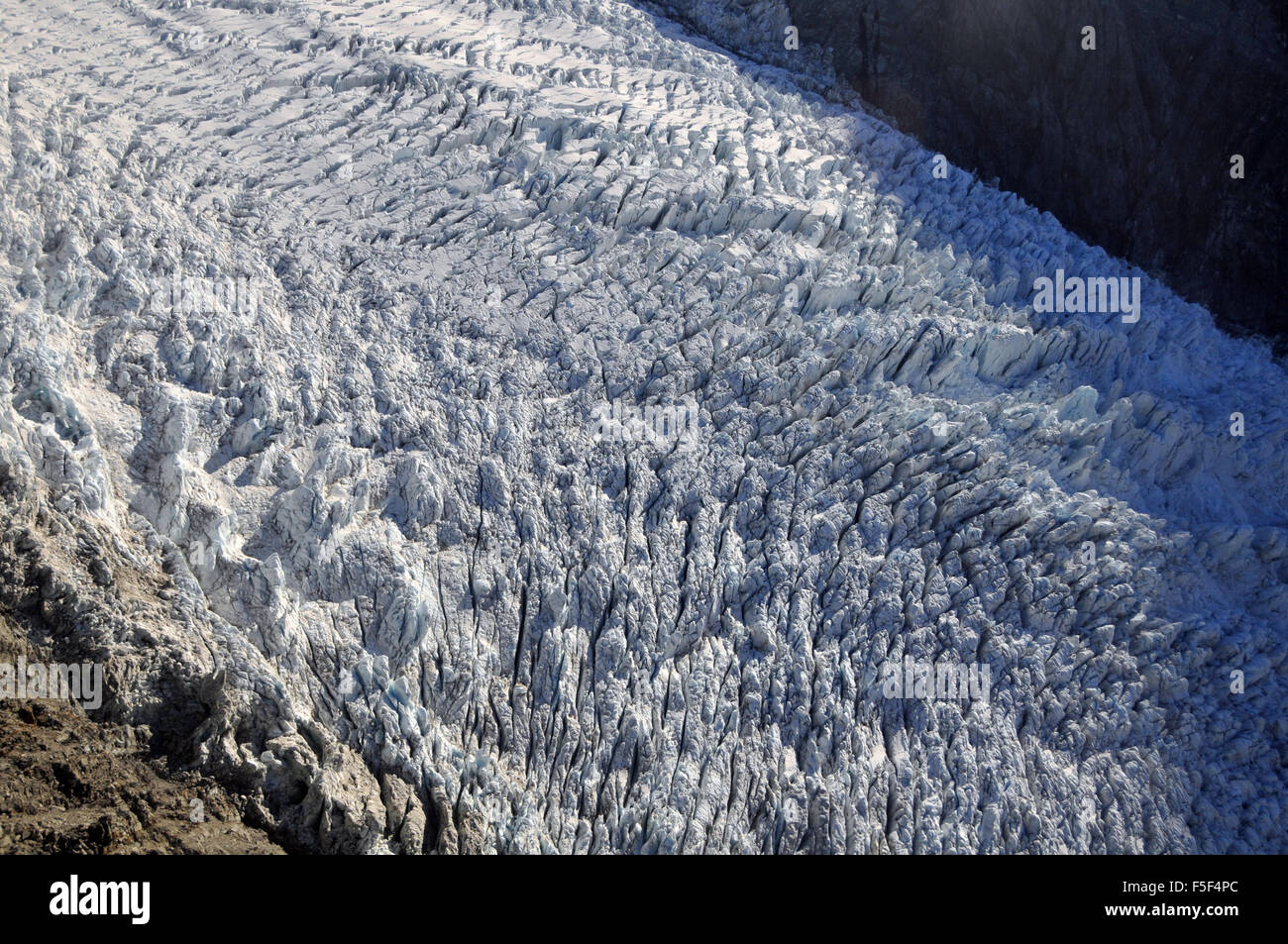 Franz Josef Glacier, einem Gletscher schmelzen aufgrund des Klimawandels, Franz Josef, Südinsel, Neuseeland Stockfoto