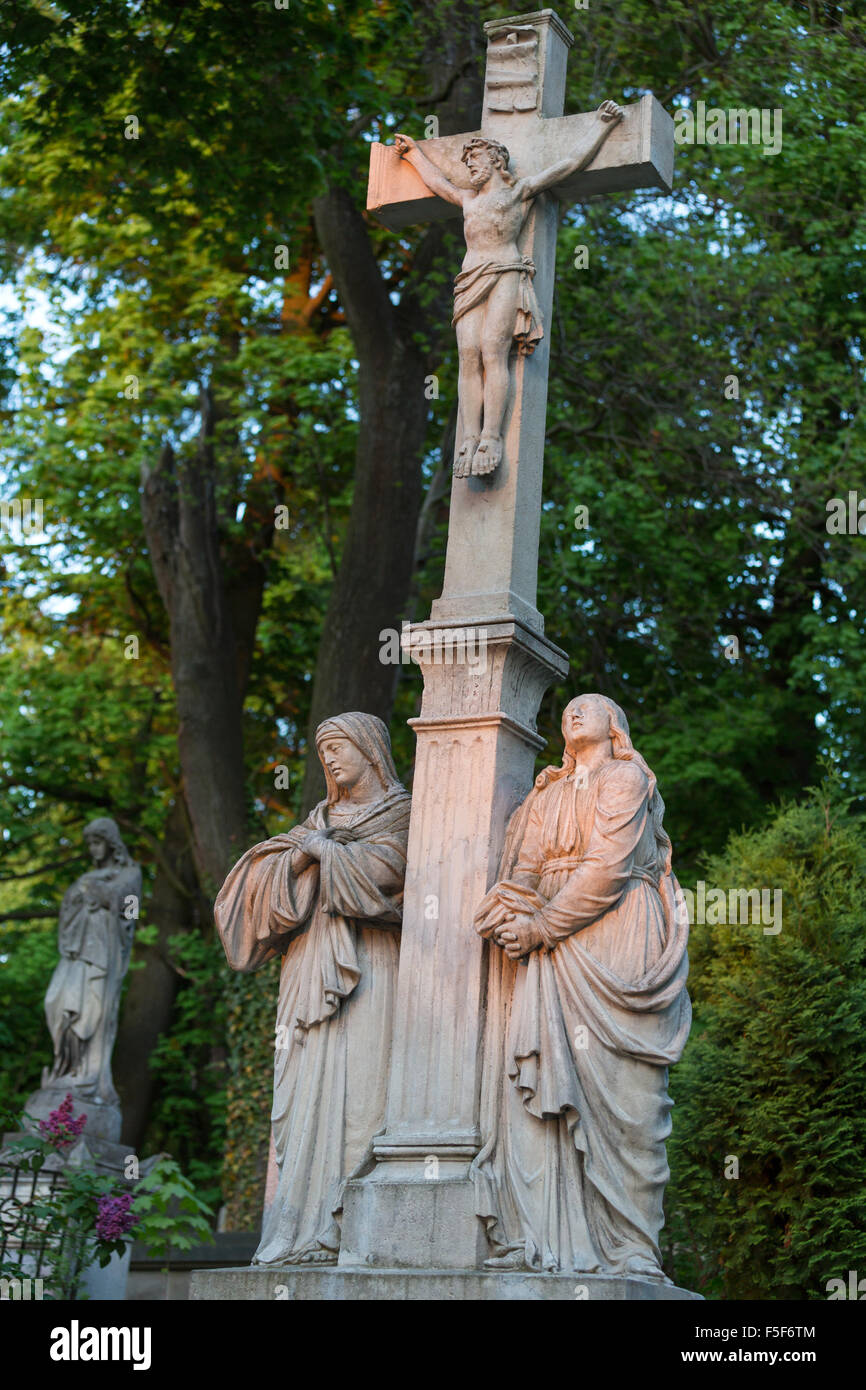 Lviv, Ukraine, Grab auf dem Lytschakiwski-Friedhof Stockfoto