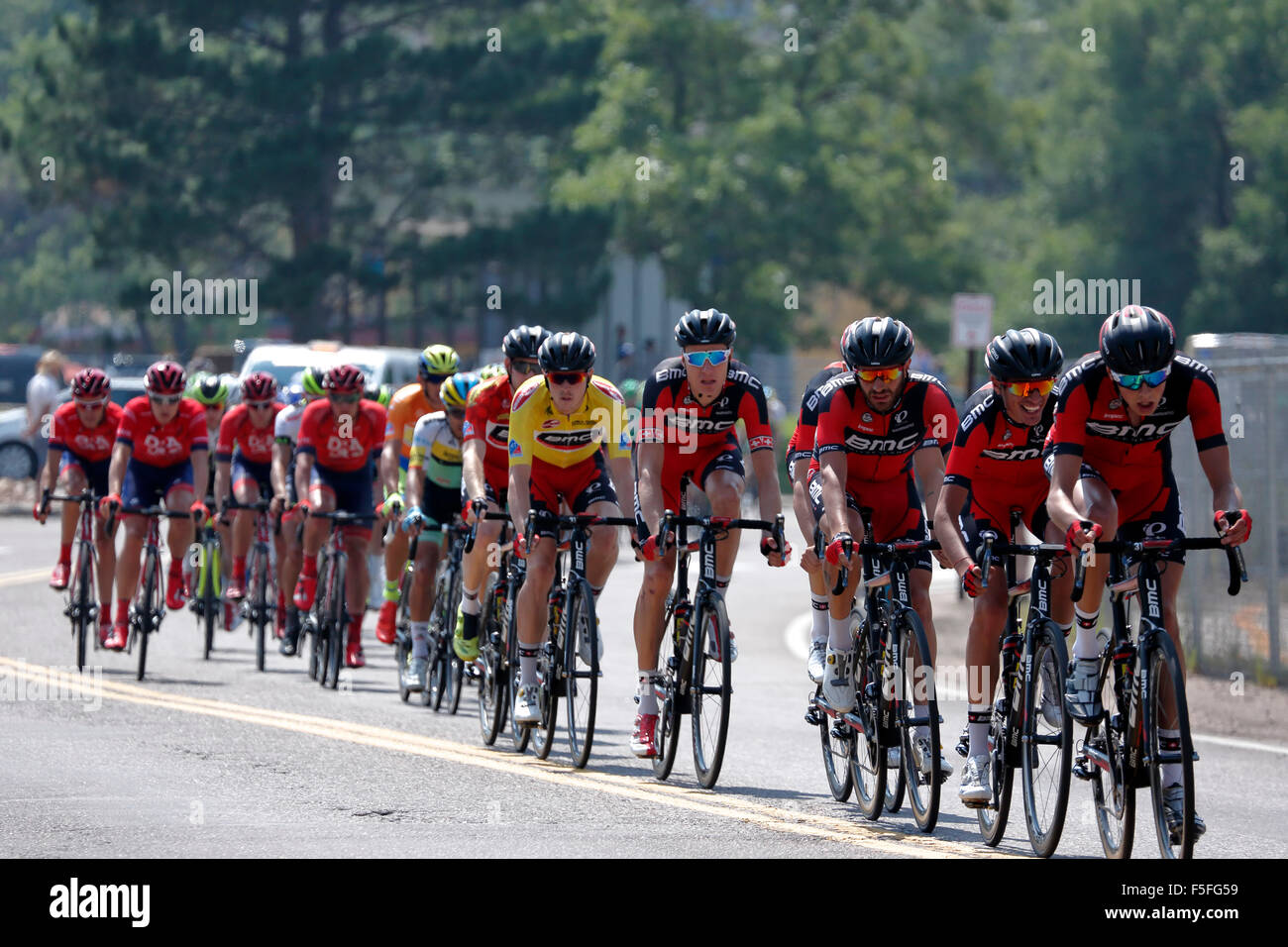 Straßenlauf Männer (Gesamtführenden Rohan Dennis im gelben Trikot), USA Pro Challenge Radrennen, Golden, Colorado USA Stockfoto