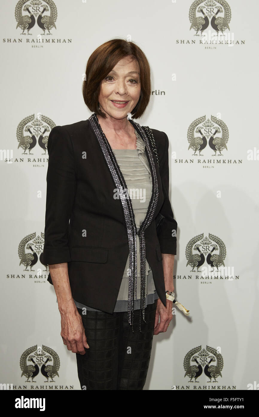 Roter Teppich für wahre Berlin 3 von Shan Rahimkhan party Featuring