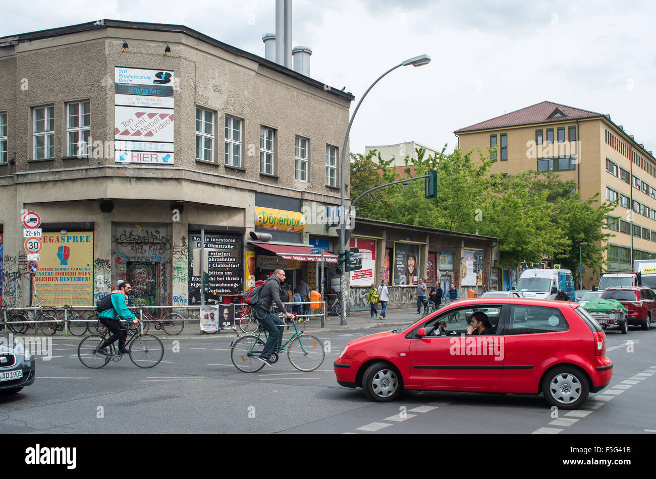 Berlin, Deutschland, Kreuzung Bereich Köpenicker Str. Und Heinrich-Heine-Str. in Berlin-Mitte Stockfoto