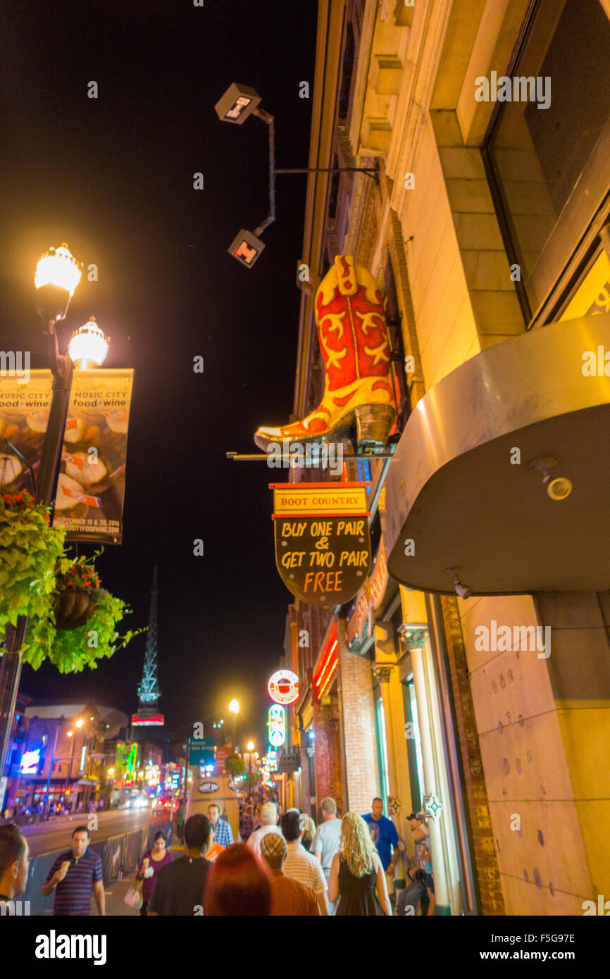 Honky Tonk Zeile in Nashville Tennessee TN Bar neon Stockfoto