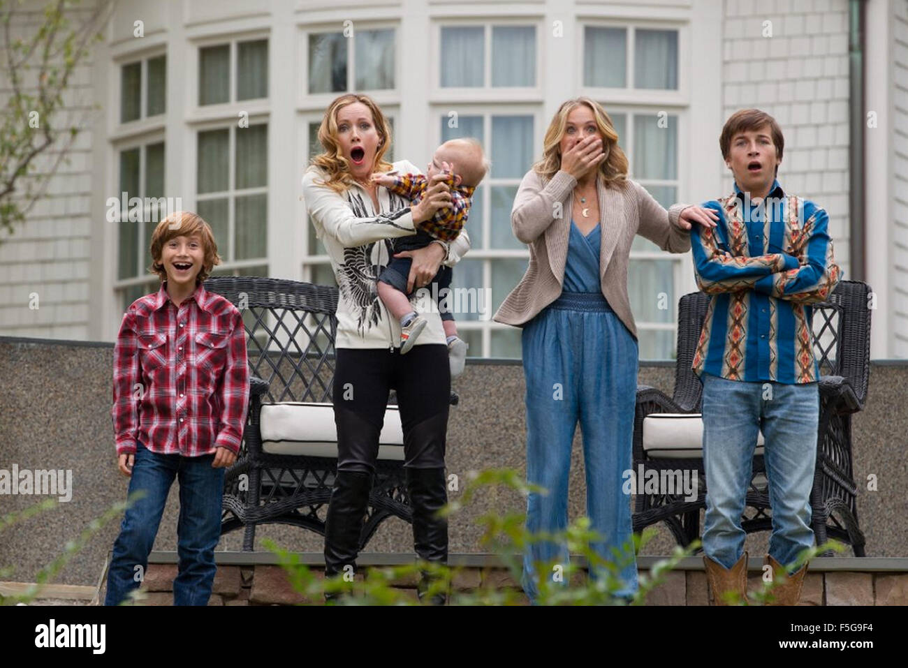 Urlaub 2014 Warner Bros Film mit Leslie Mann halten Baby neben Christina Applegate Stockfoto