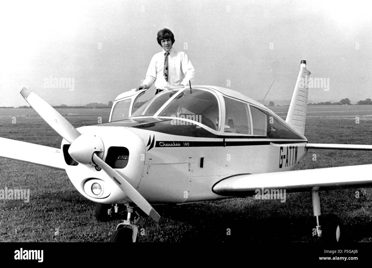 DAVE DEE, DOZY, BEAKY, MICK AND TICH. Englische pop-Gruppenleiter (Dave Dee) David John Harman als ein erfahrener Pilot im September 1967. Foto Tony Gale Stockfoto