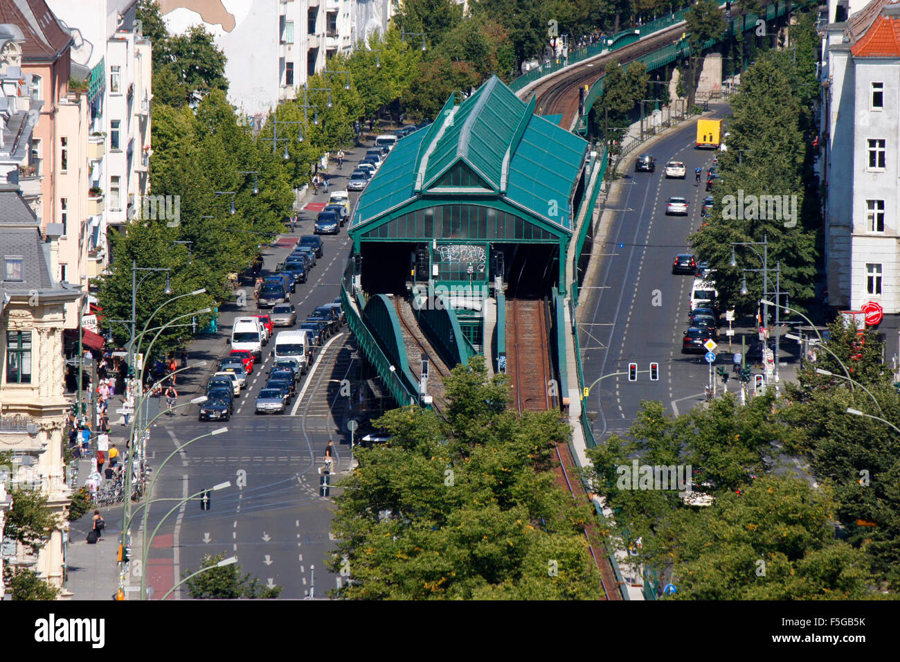 Berlin Prenzlauer Berg Ansicht Fotos Und Bildmaterial In Hoher berlin-prenzlauer-berg-ansicht-fotos-und-bildmaterial-in-hoher