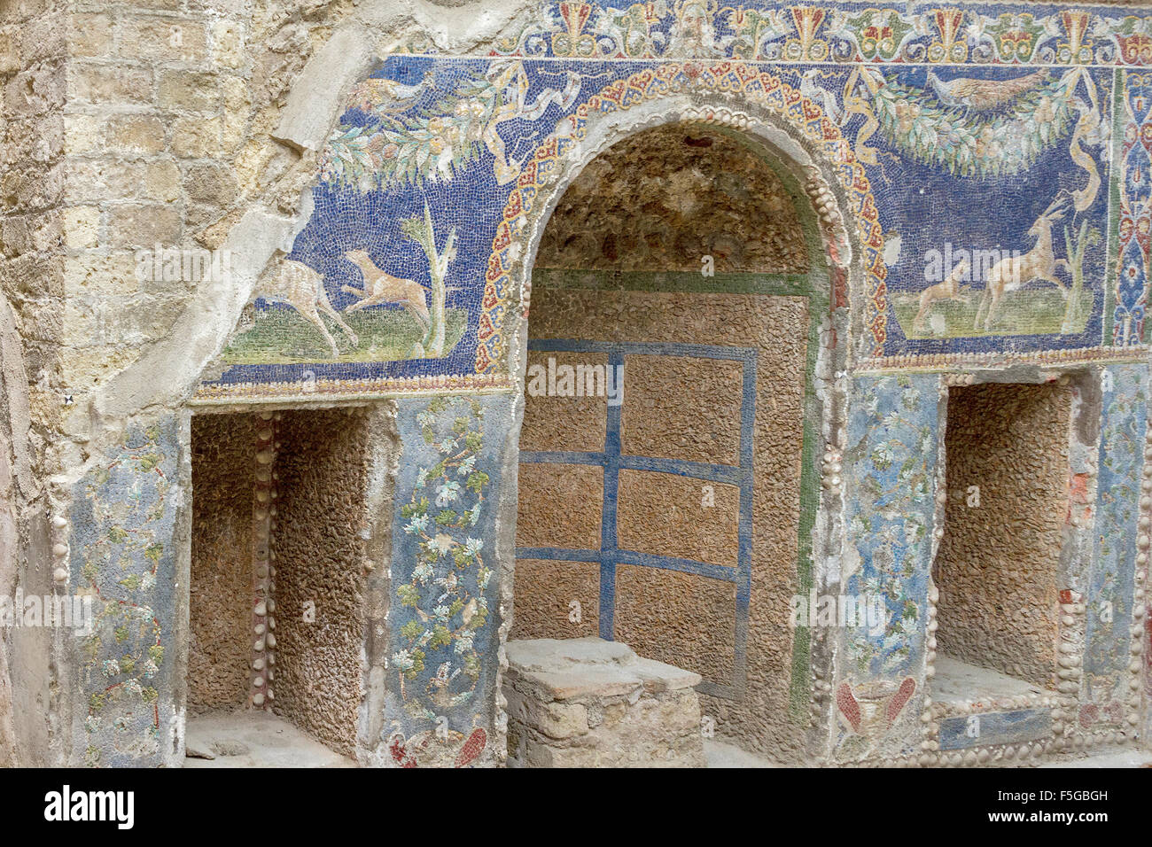 Sommer Triclinium des Hauses von Jupiter und Amphitrite Herculaneum Kampanien Italien Stockfoto