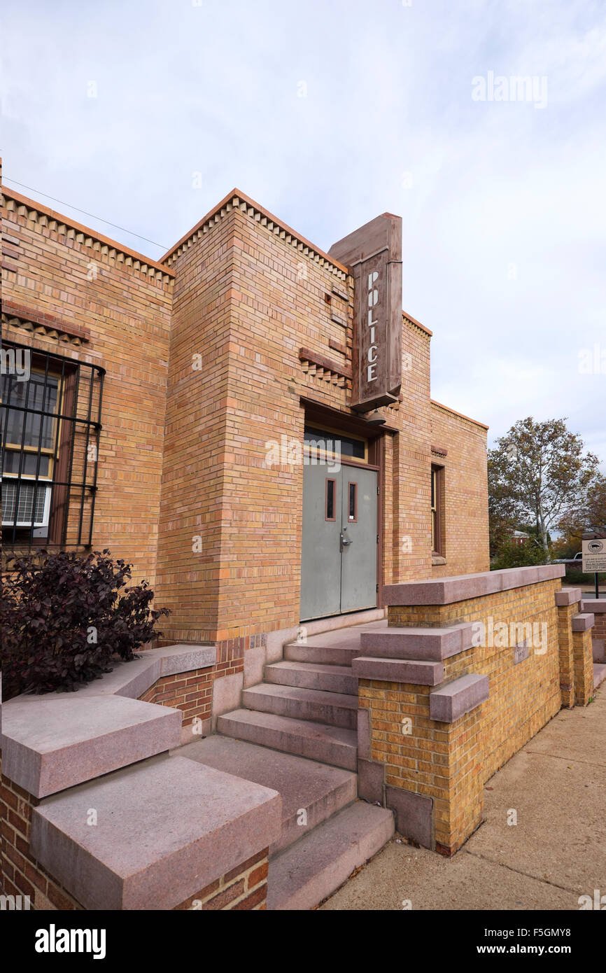 Polizeistation in St. Louis, Missouri, USA. Art-Deco-Station 1939 gebaut und im Jahr 1995 aufgegeben. Stockfoto