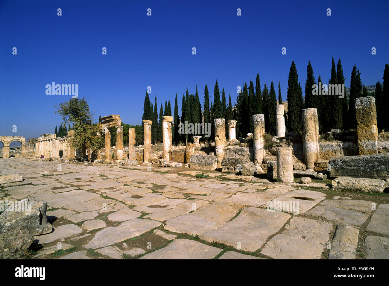 Türkei, Hierapolis, Frontinus Street Stockfoto