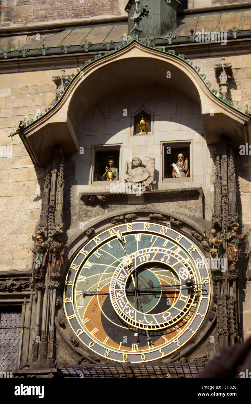 Astronomische Uhr auf dem Altstädter Ring in Prag, Tschechien. Stockfoto