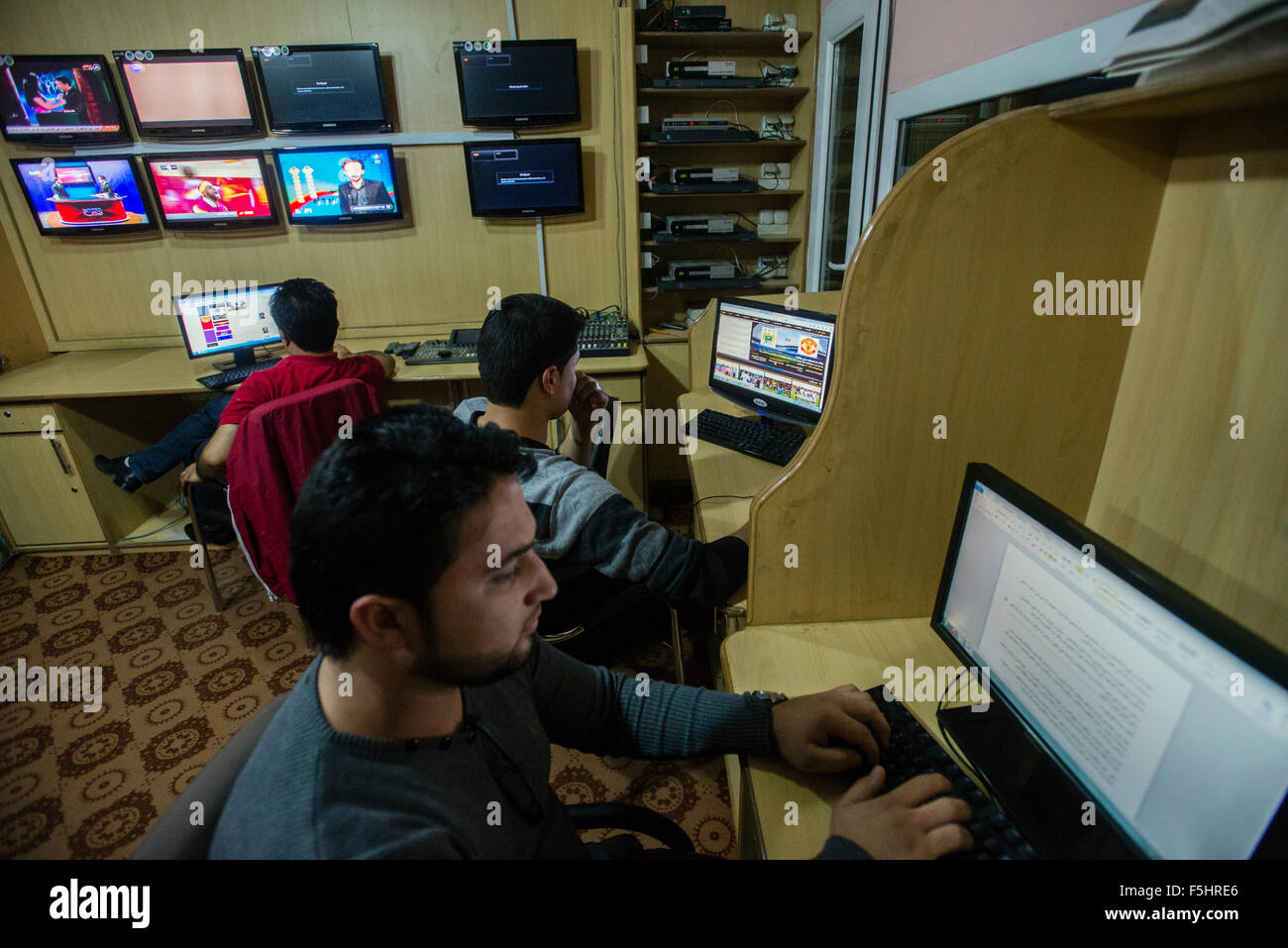 Newsroom der Arezo internationalen Radio- und TV-Kanal, Mazar-i Sharif, Afghanistan Stockfoto