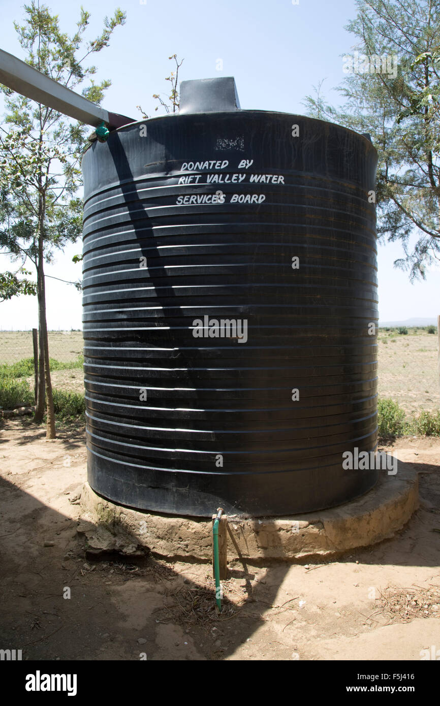 Große Regenwasser Lagertank Kabiri Schule Naivasha, Kenia Stockfoto