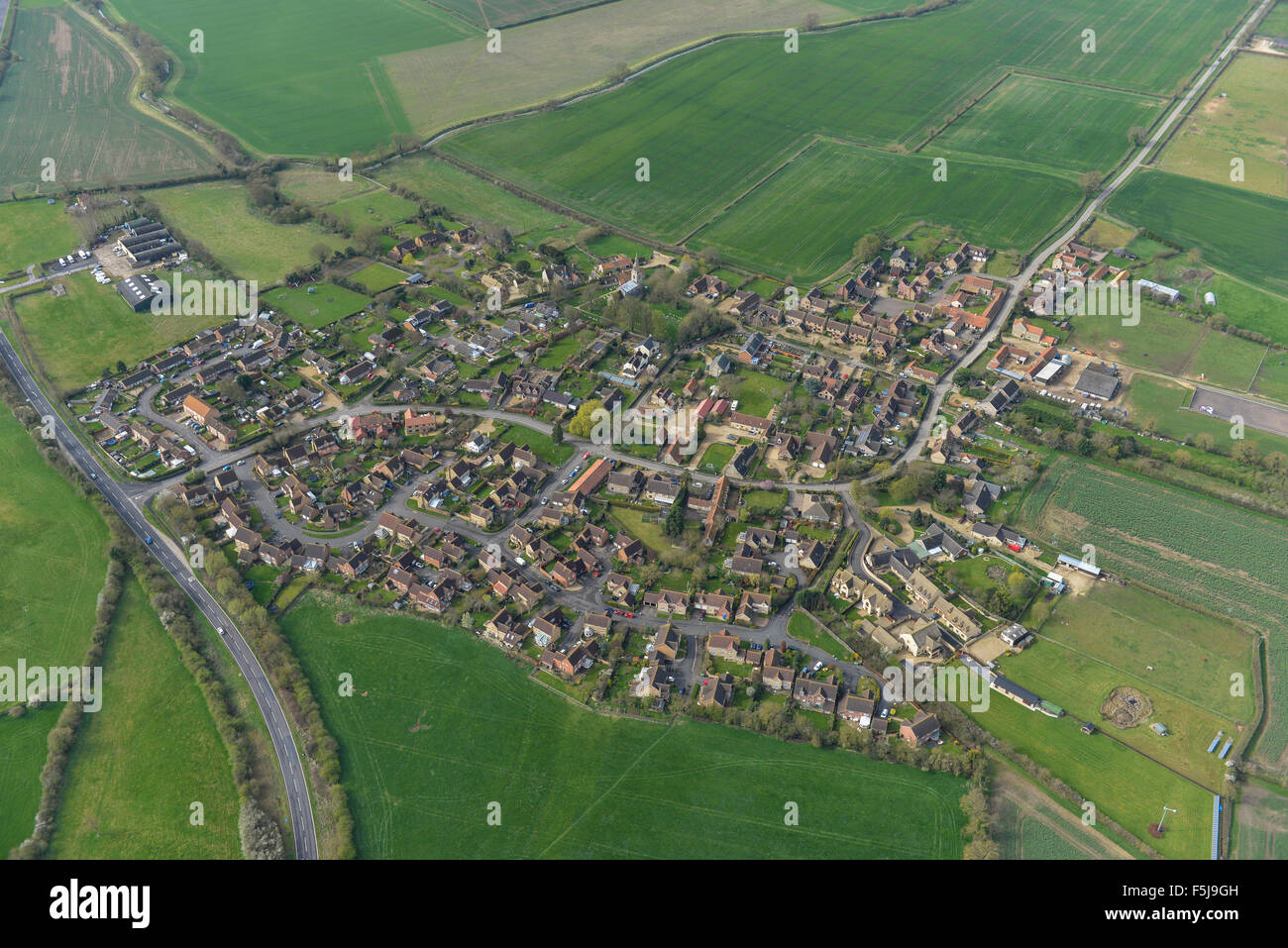 Eine Luftaufnahme des südlichen Lincolnshire Dorf von Carlby Stockfoto