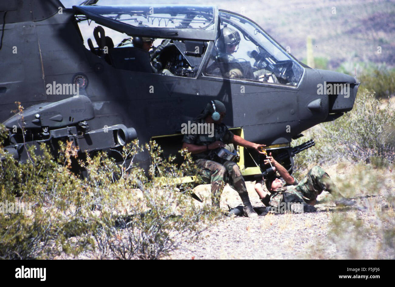 Bell AH-1 s 68-15143 1-140 Avn Bn CA NG Gila Bend Stockfoto