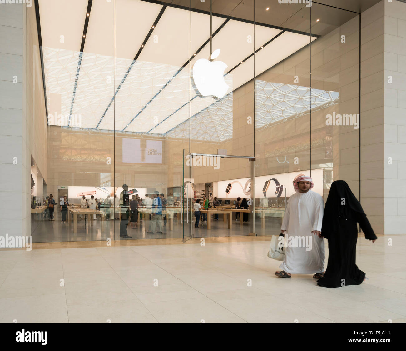 Neue Apple store im Yas Mall in Abu Dhabi Vereinigte Arabische Emirate Stockfoto