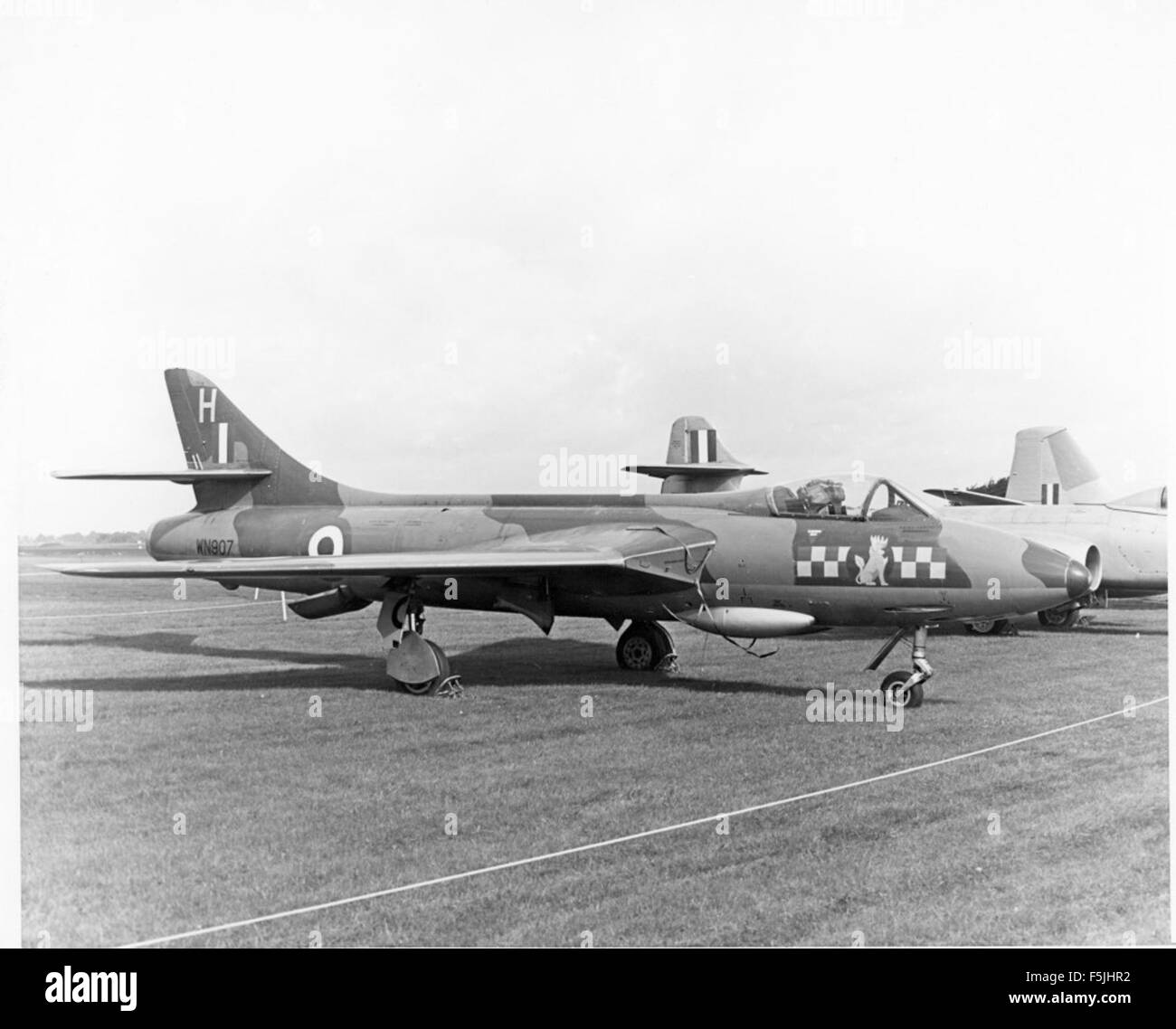 Ein Foto von Larry Peterson, das das Flugzeug von Hawker zeigt und dessen Design und Leistung während eines wichtigen Moments seiner Betriebsgeschichte feststellt. Stockfoto