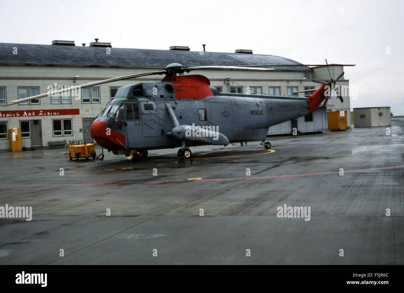 Der Sikorsky SH-3D Sea King Hubschrauber 152697 Rescue-3 wurde am 12. Juli 1988 auf NAS Whidbey Island eingesetzt. Das Flugzeug ist bekannt für seine Such- und Rettungsmöglichkeiten. Stockfoto