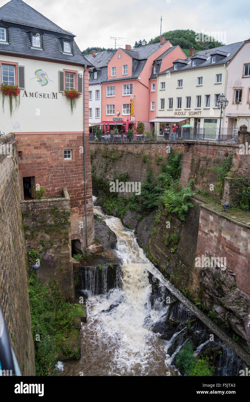 Leukbach Wasserfall, Wasserfall, Altstadt, Altstadt, Saarburg, Rheinland-Pfalz, Deutschland Stockfoto