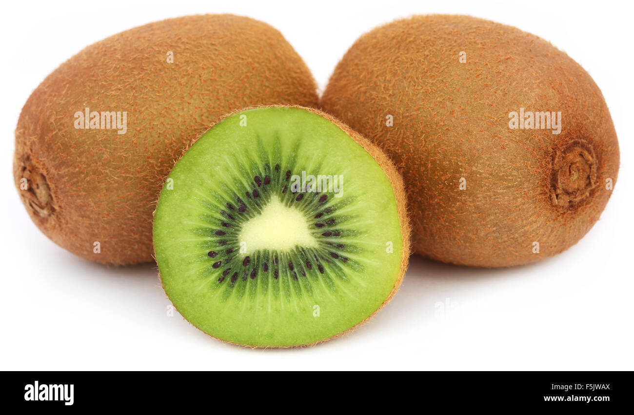 Kiwi-Früchte auf weißem Hintergrund Stockfoto
