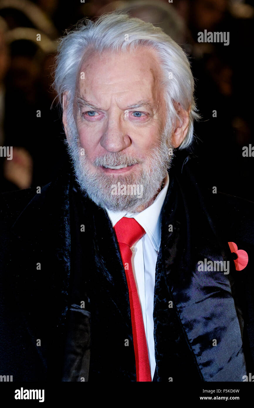 Donald Sutherland besucht die UK-Premiere von The Hunger Games: Mockingjay - Teil2 am 11.05.2015 im ODEON Leicester Square. Bild von Julie Edwards. Stockfoto